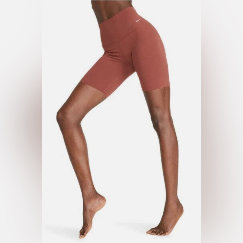 Nike✔️ Women's High Waisted Shorts Brown Dri-Fit Sz M